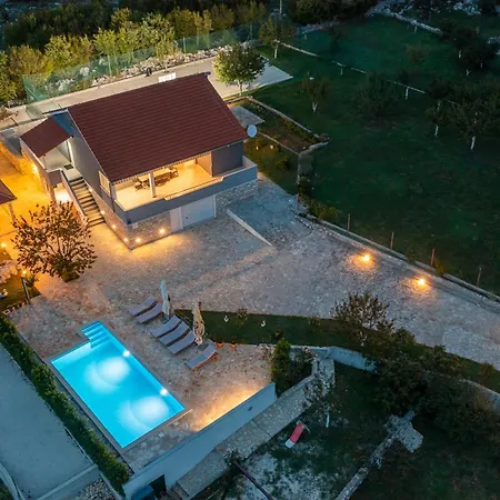 Holiday Ana Holiday home Cvrljevo